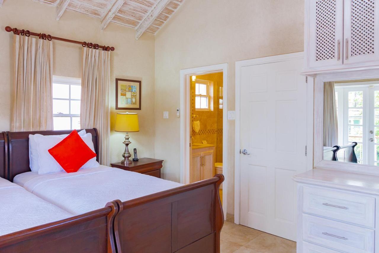 Bianca Bay 3 Bedroom West Coast Beach Front Villa Saint James Exterior foto